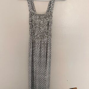 Elegant Black and White Patterned Dress